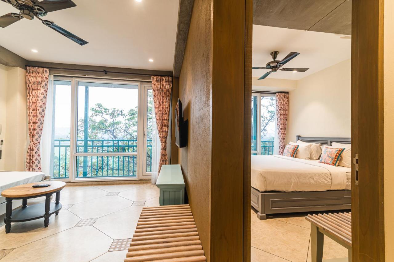 Bougainvilla Apartment 수라트 외부 사진