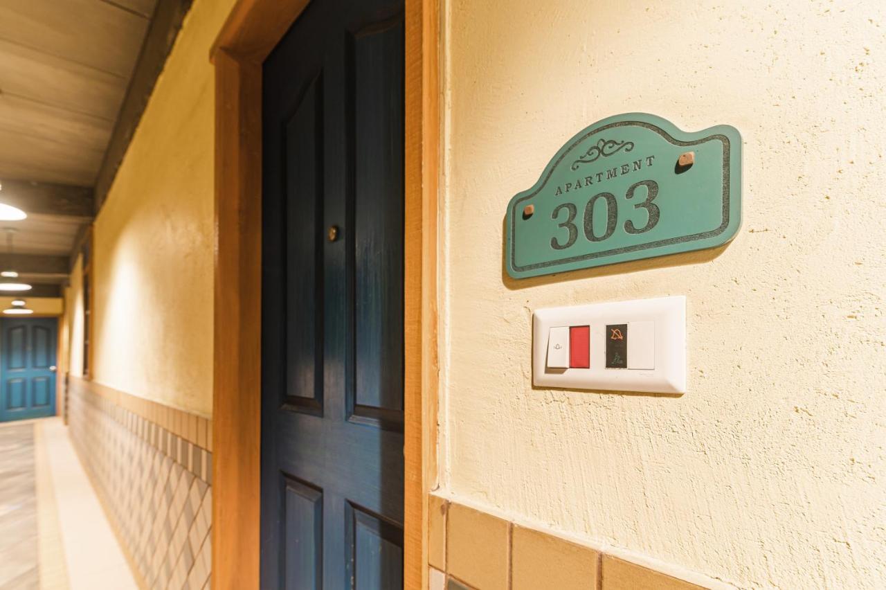Bougainvilla Apartment 수라트 외부 사진