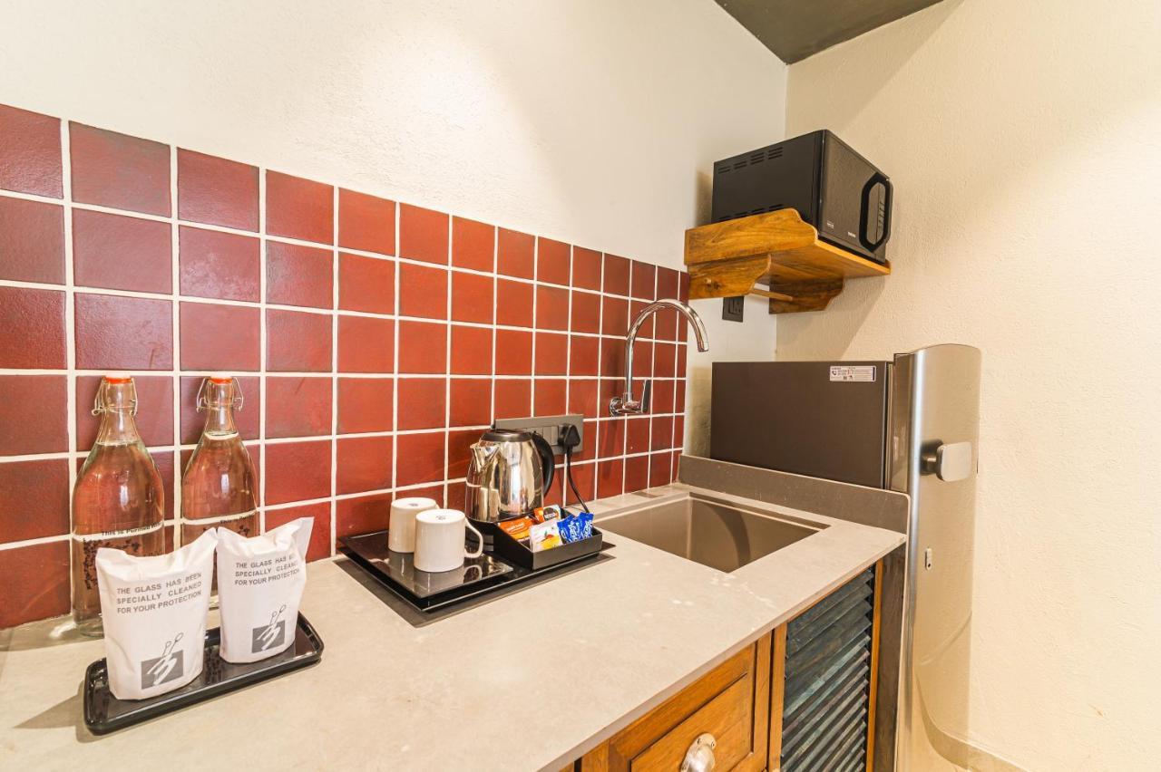 Bougainvilla Apartment 수라트 외부 사진