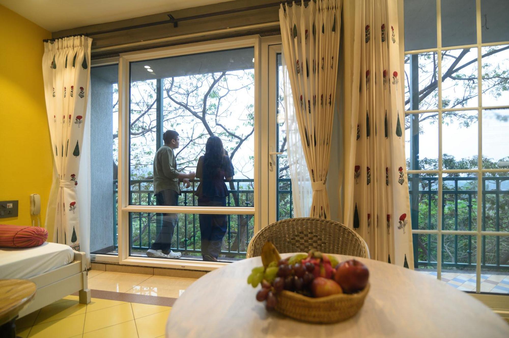 Bougainvilla Apartment 수라트 외부 사진